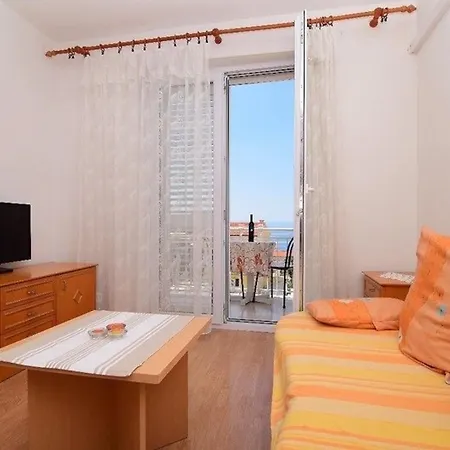 Apartment Renata Makarska